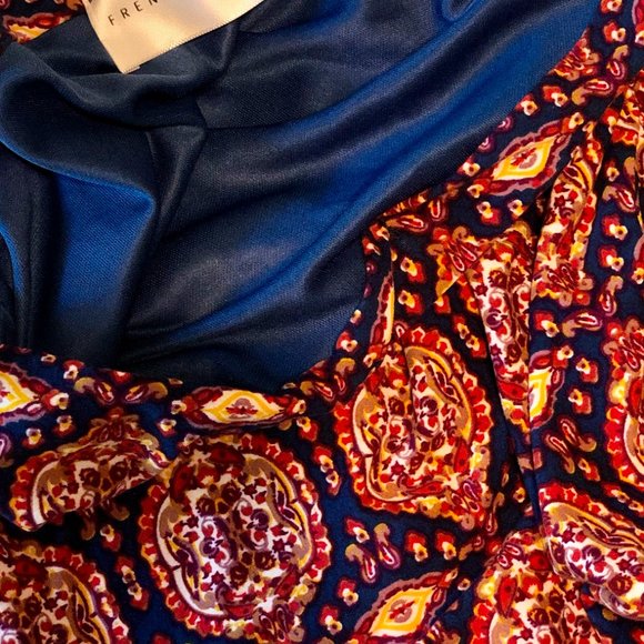 NWOT - French Grey Skirt - Picture 4 of 5